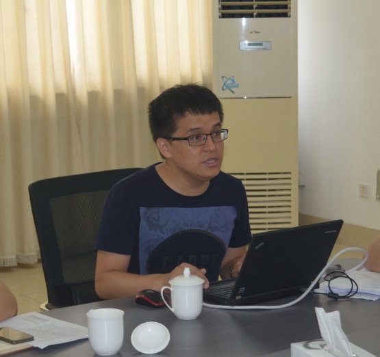 迎七一，上黨課——研究生院黨支部“兩學一做”專題學習教育活動
